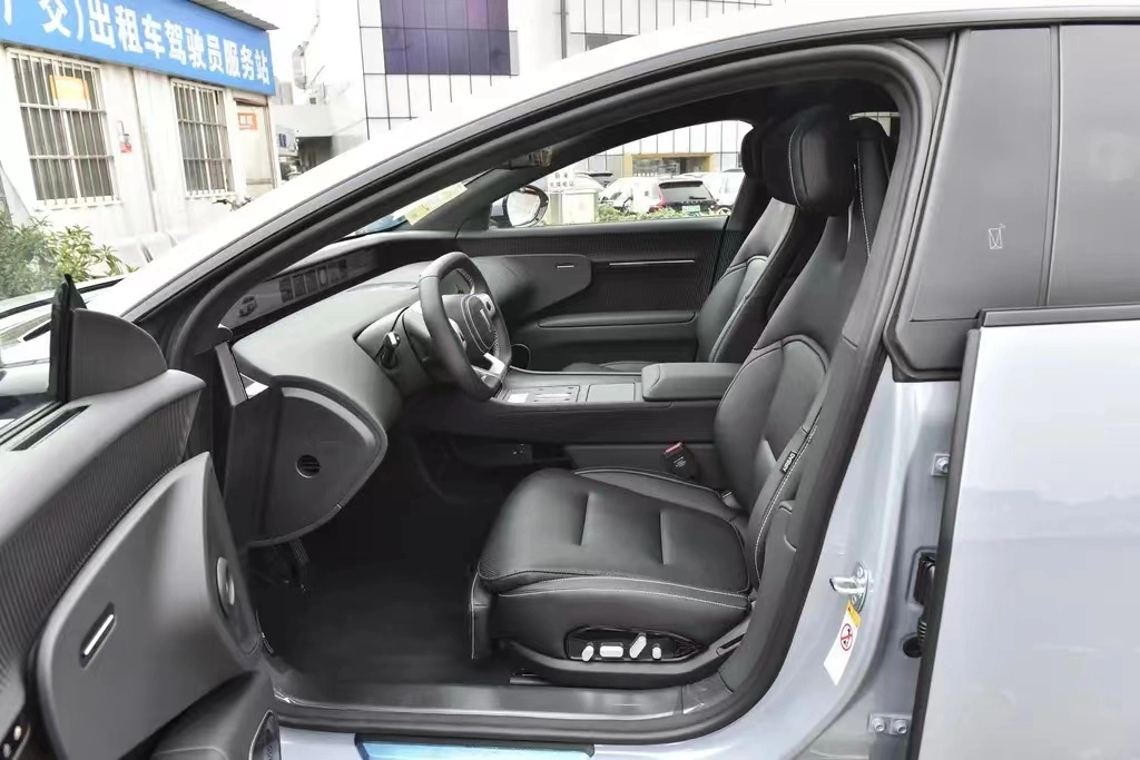 Avita 12 Left-Hand Drive High-End Electric Car